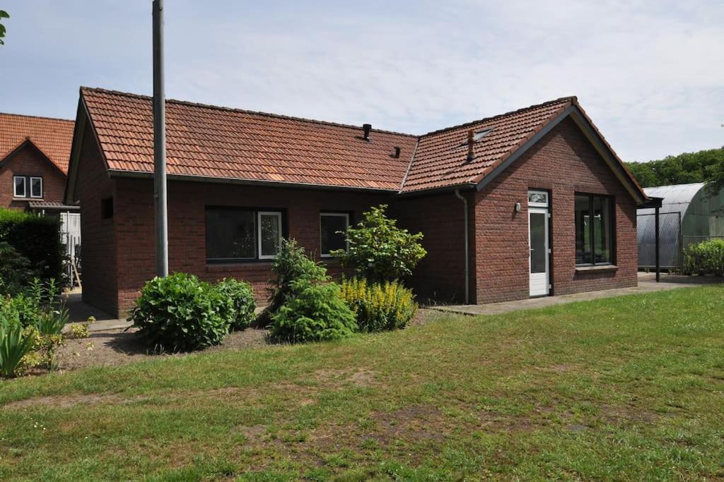 Vakantiewoning Nabij Toverland Griendtsveen Exterior photo